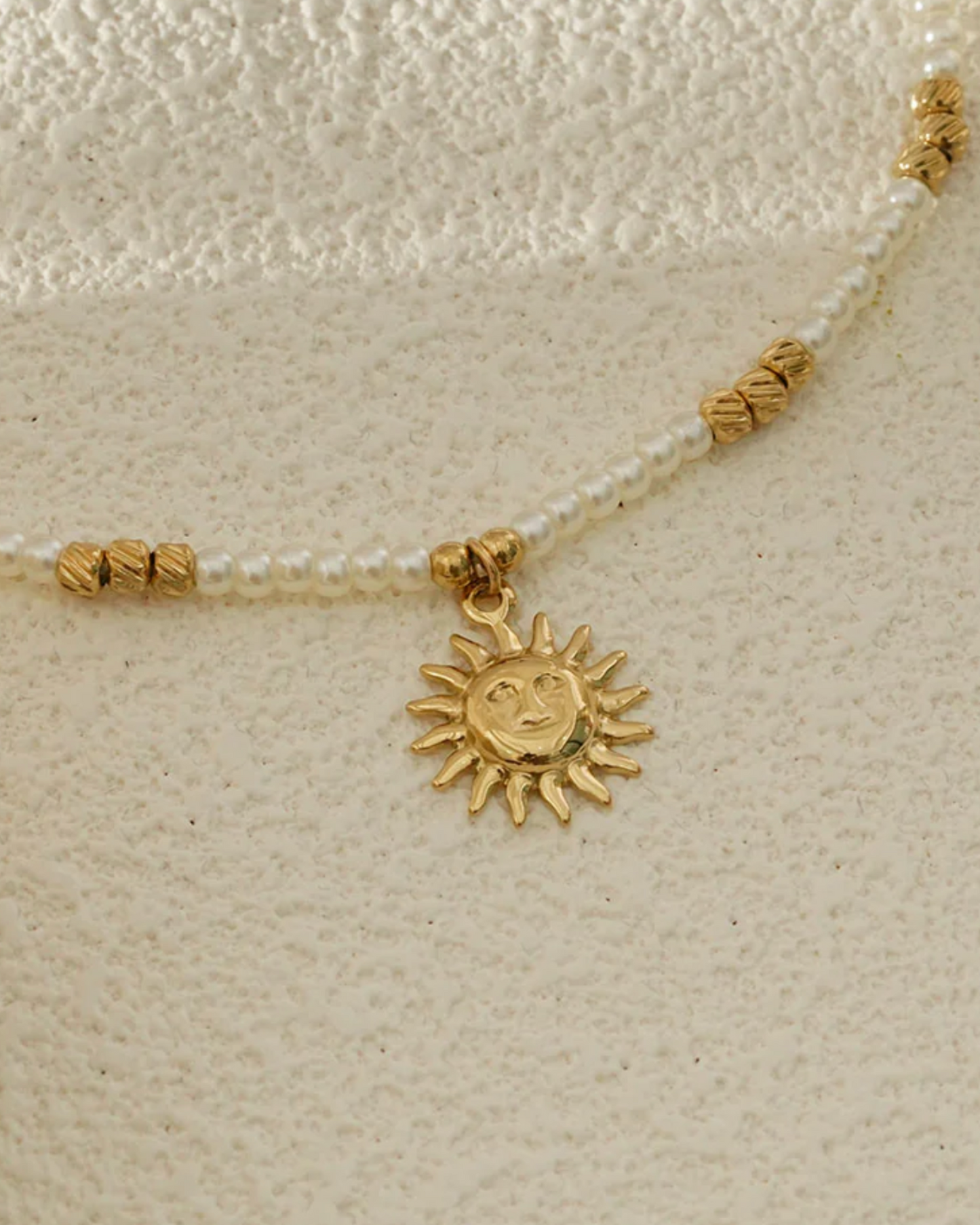 COLLIER TIANA