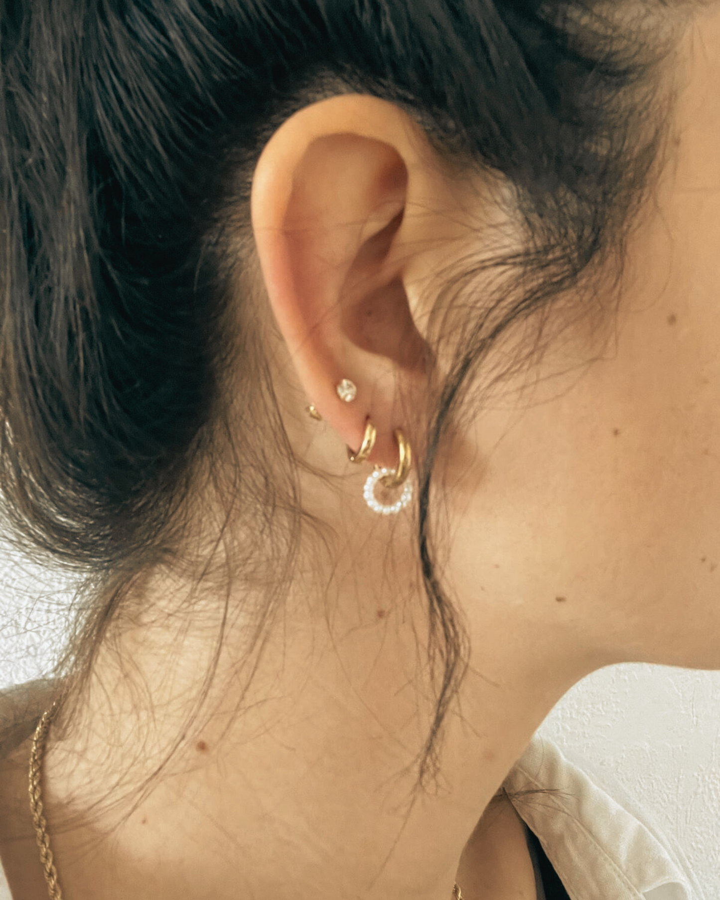 PETITES BOUCLES D'OREILLES AXEL