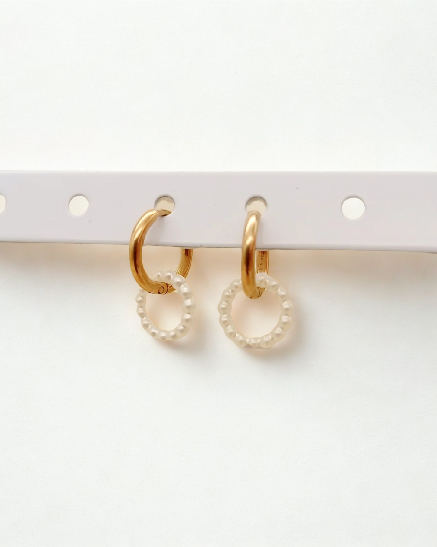 PETITES BOUCLES D'OREILLES AXEL